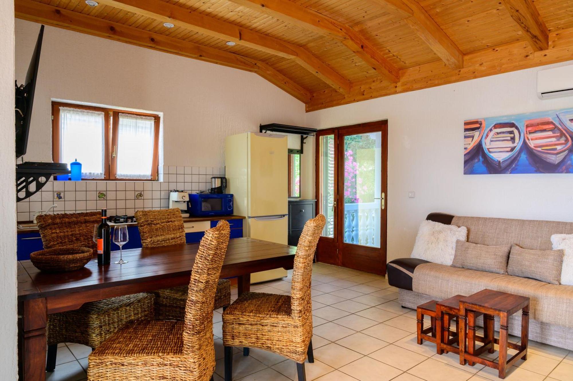Villa I Karma Tisno Extérieur photo